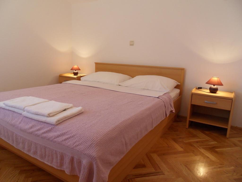 Apartments Petricevic 2 Selce Kültér fotó
